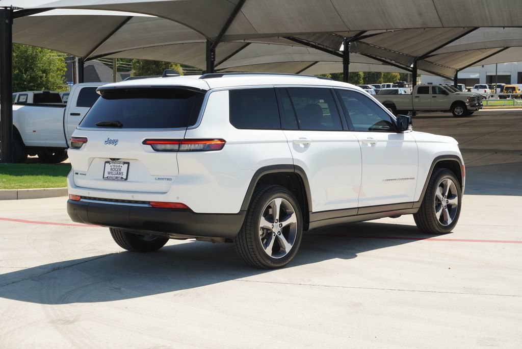 Used 2023 Jeep Grand Cherokee L Limited w/ Trailer Tow Group (B) AWD/4WD image 5