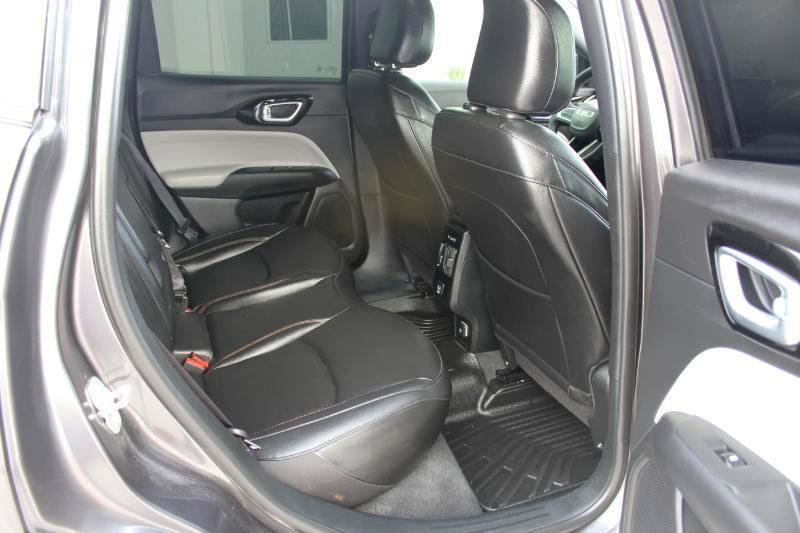 Used 2024 Jeep Compass Limited AWD/4WD image 14