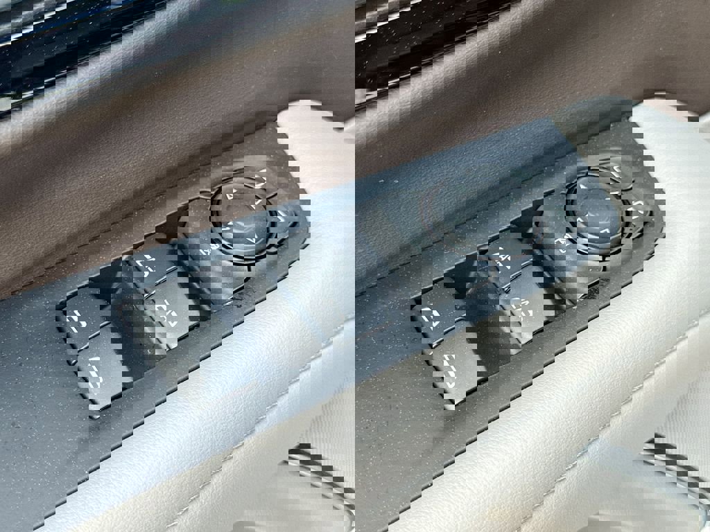 Used 2025 Chevrolet Tahoe LT image 14