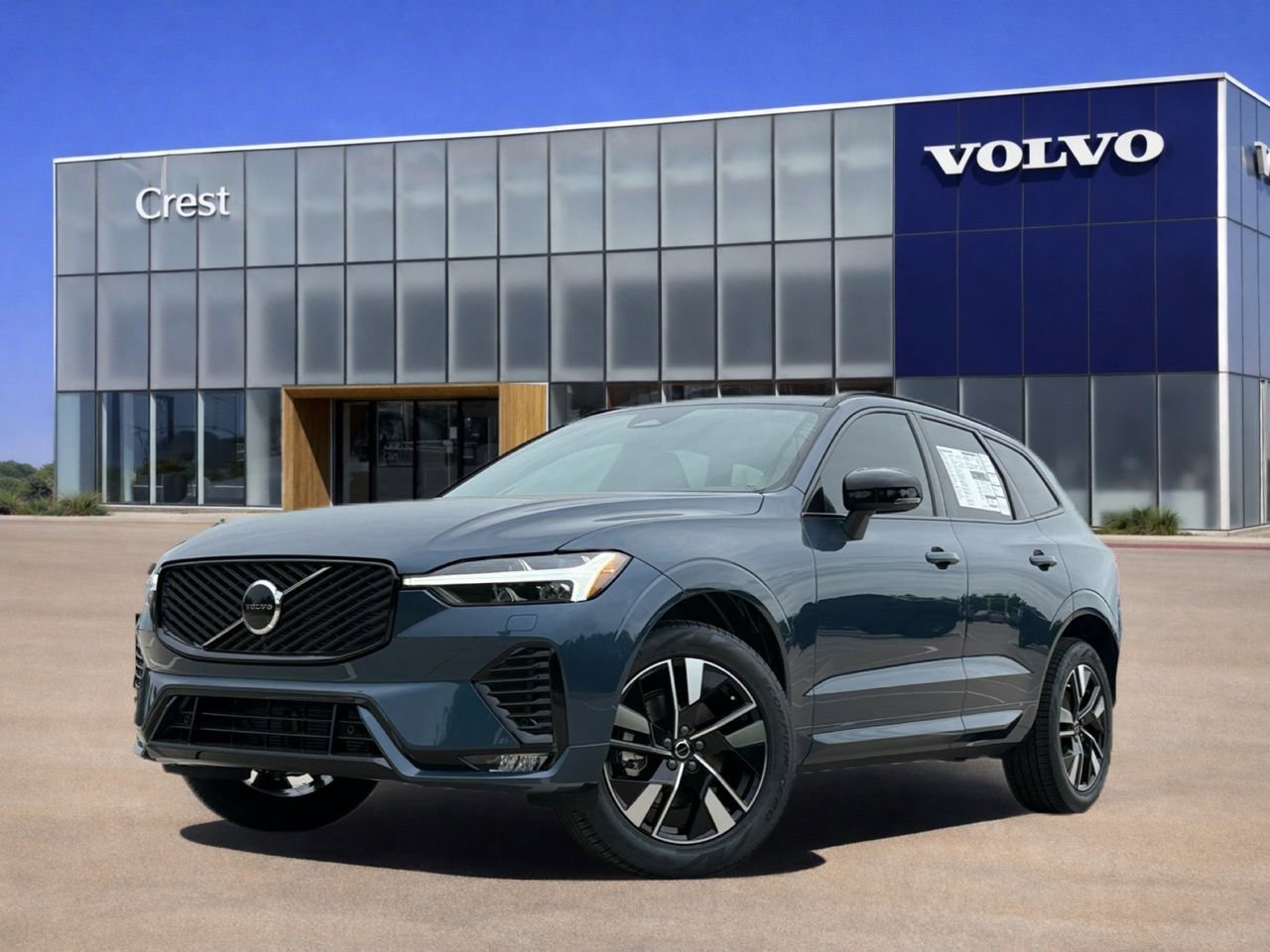 New 2026 Volvo XC60 B5 Core w/ Protection Package Premier