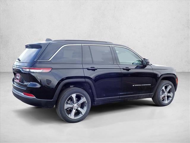 New 2026 Jeep Grand Cherokee Limited w/ Luxury Tech Group II image 4