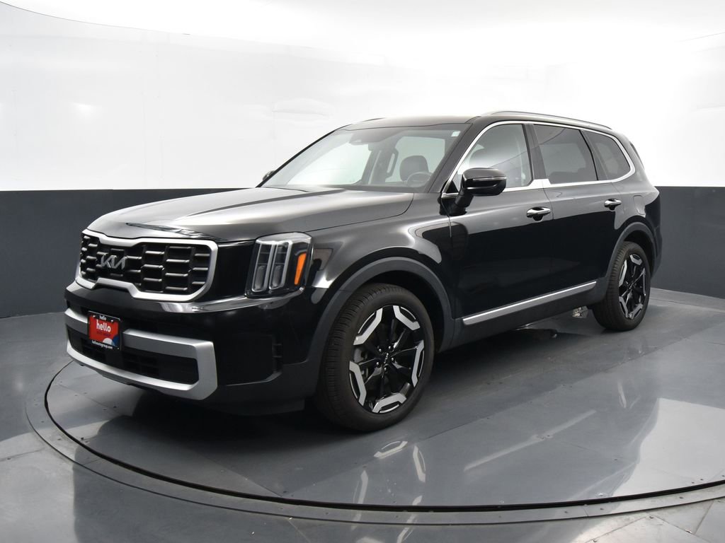 Certified 2025 Kia Telluride S image 7