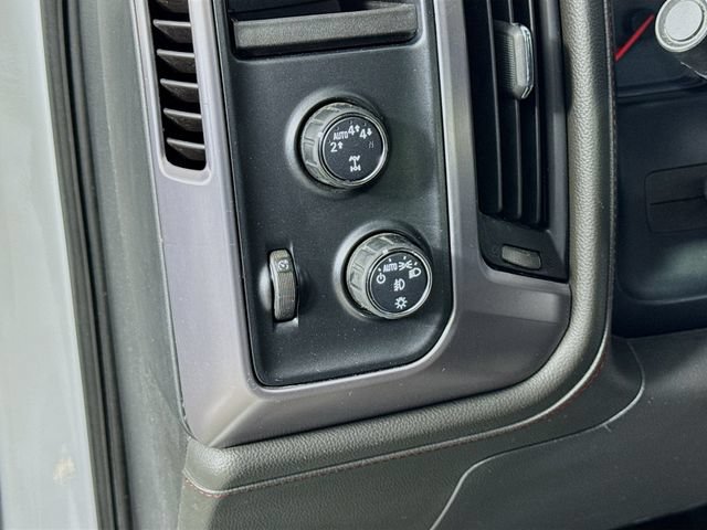 Used 2018 GMC Sierra 1500 SLT w/ All Terrain Package AWD/4WD image 10