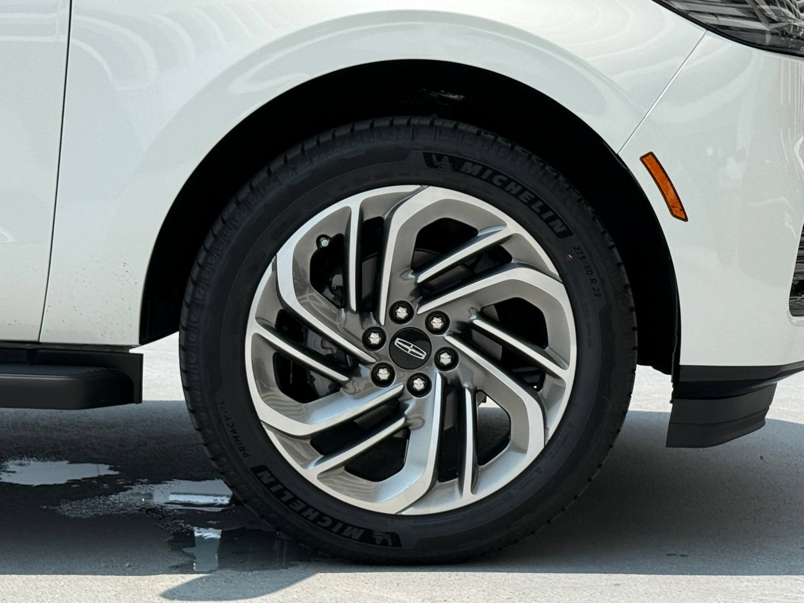 New 2027 Lincoln Navigator Premiere AWD/4WD image 10