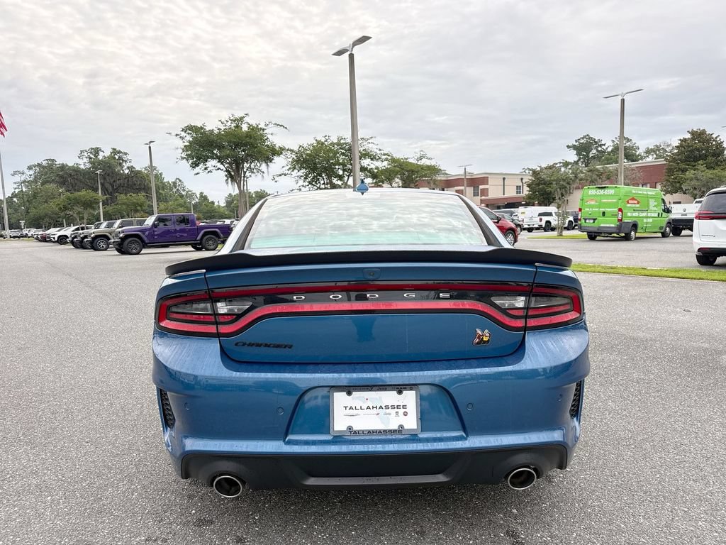 Used 2022 Dodge Charger Scat Pack RWD image 4