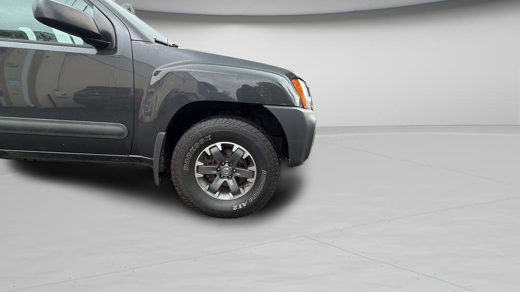 Used 2015 Nissan Xterra PRO-4X AWD/4WD image 31