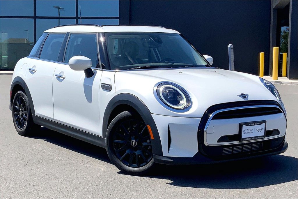 Certified 2024 MINI Cooper 4-Door Hardtop FWD image 36