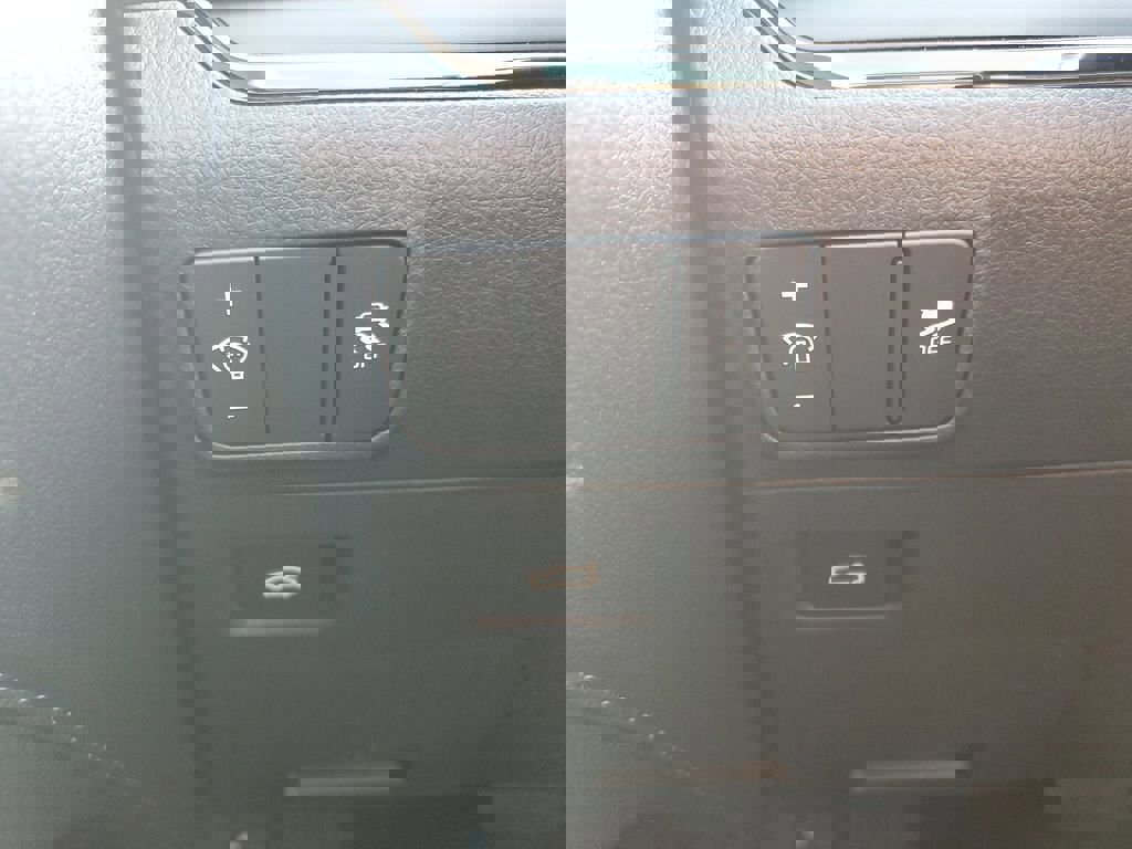 New 2026 Kia K5 EX image 24