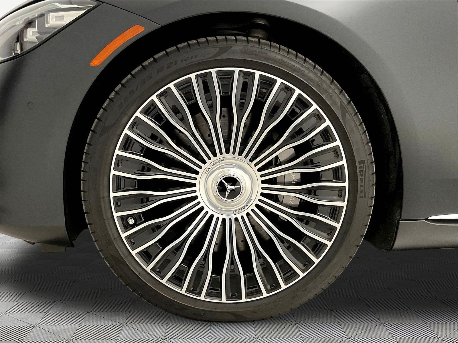 Certified 2024 Mercedes-Benz Maybach S 680 4MATIC image 34
