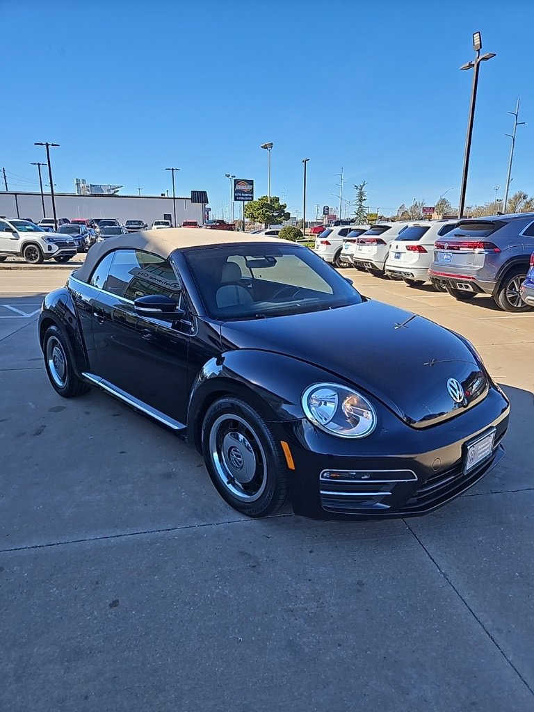 Used 2018 Volkswagen Beetle 2.0T Coast image 3