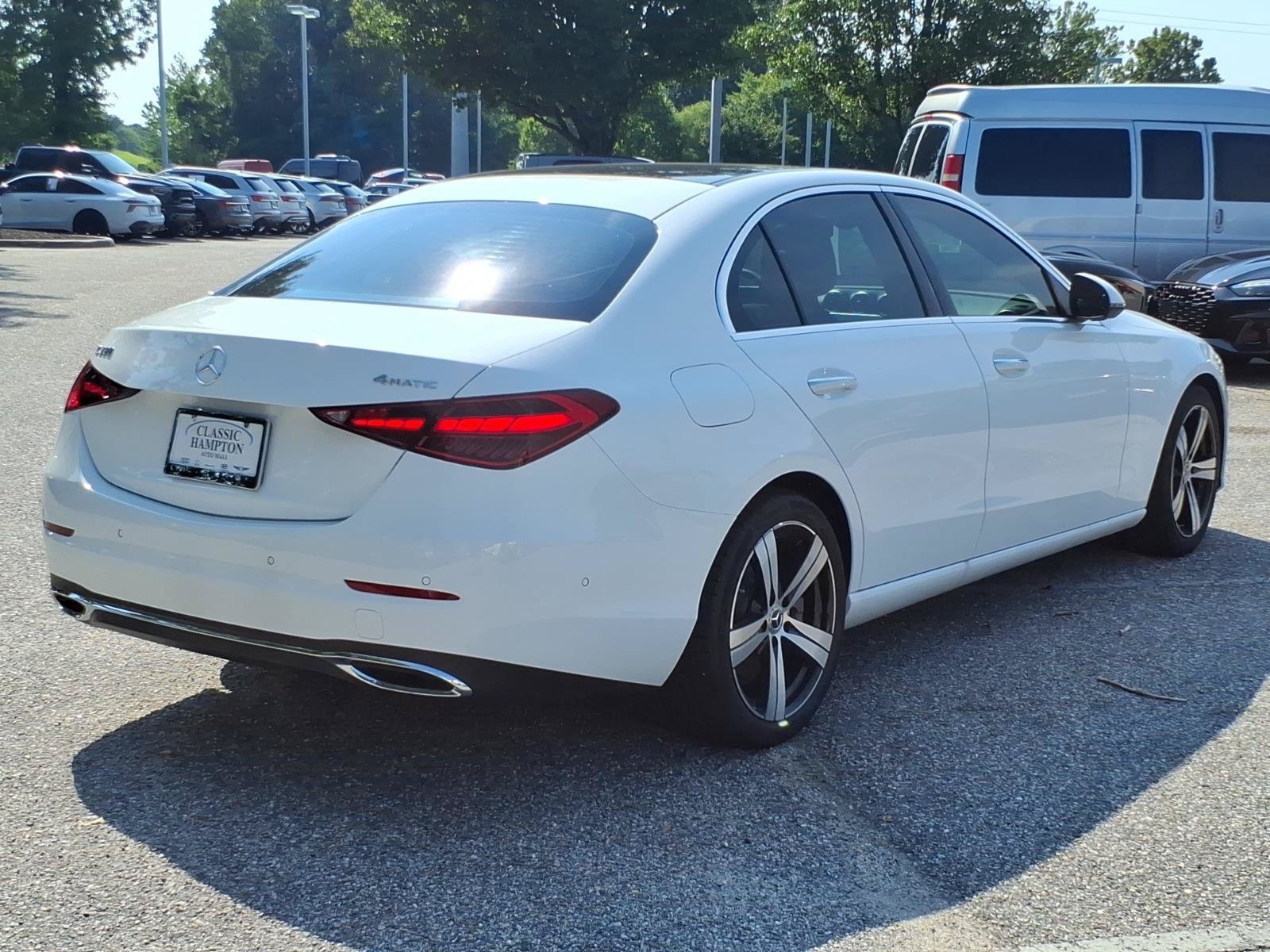 Used 2025 Mercedes-Benz C 300 4MATIC Sedan image 8