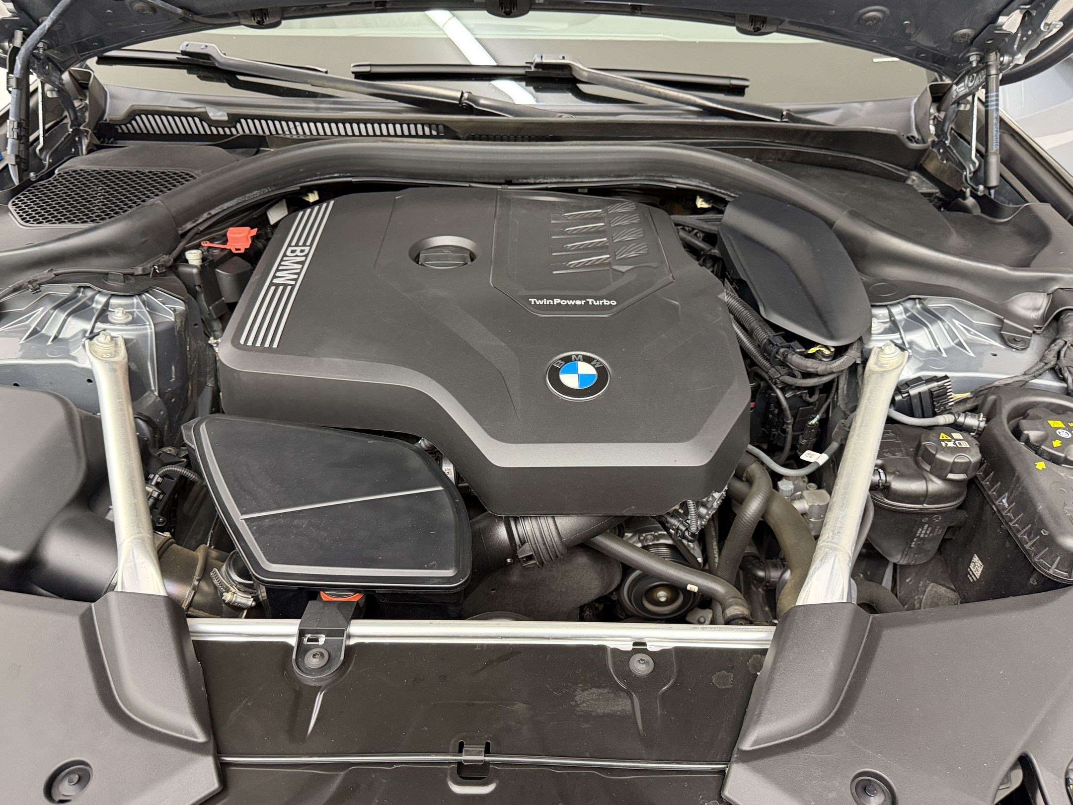 Certified 2023 BMW 530i w/ Convenience Package RWD image 34