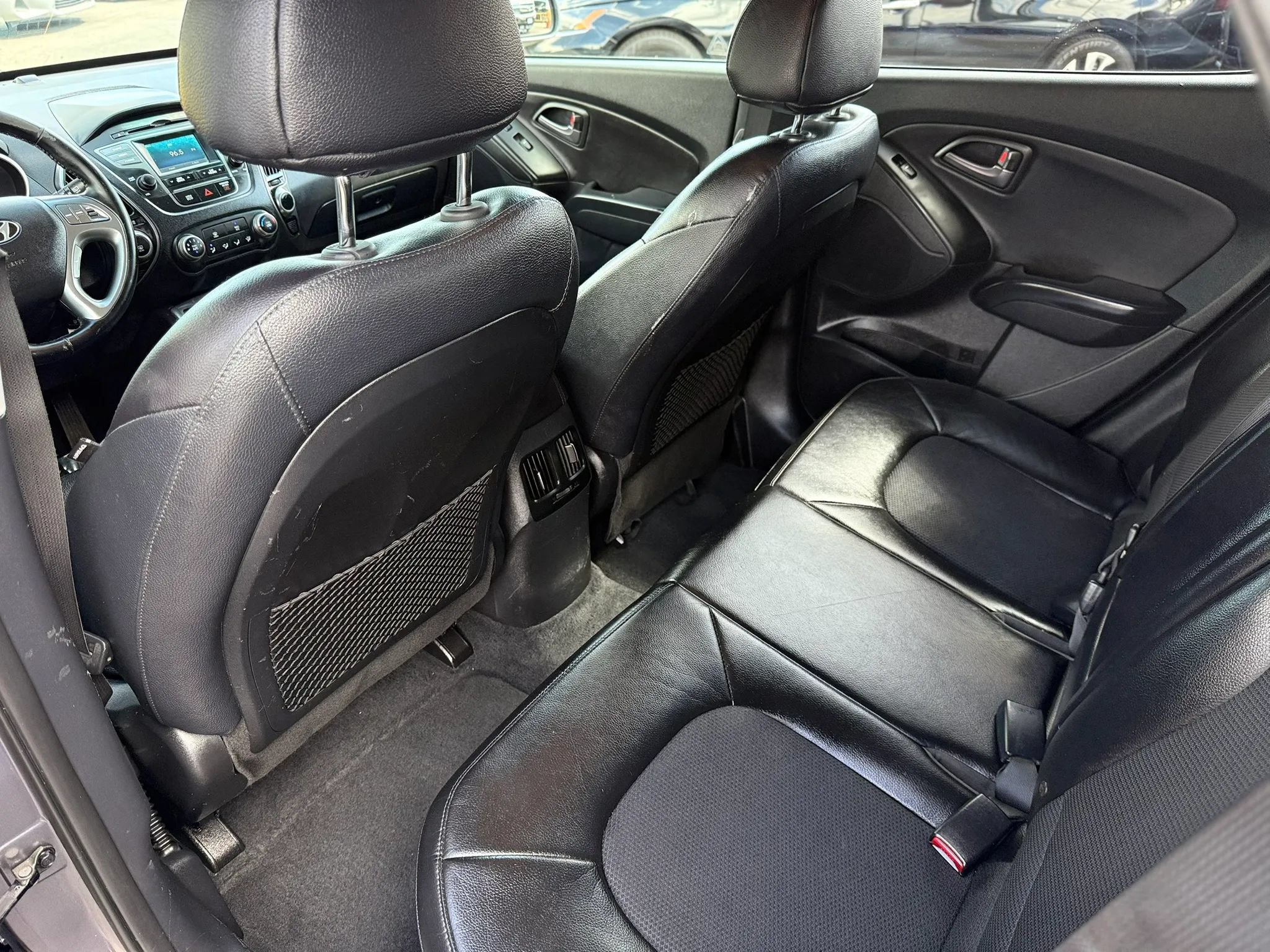 Used 2014 Hyundai Tucson SE AWD/4WD image 14