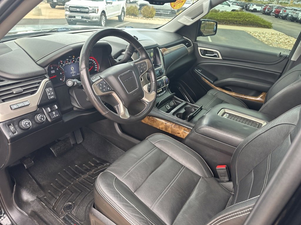 Used 2016 GMC Yukon XL Denali w/ Open Road Package image 13