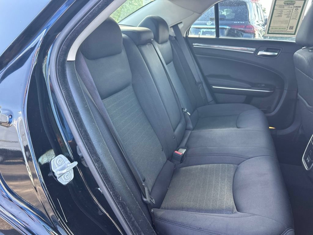 Used 2021 Chrysler 300 Touring w/ Sport Appearance Package RWD image 25