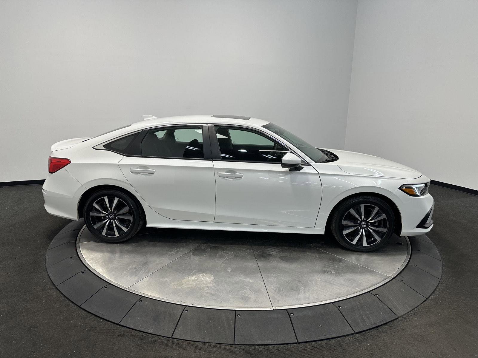 Certified 2024 Honda Civic EX image 7