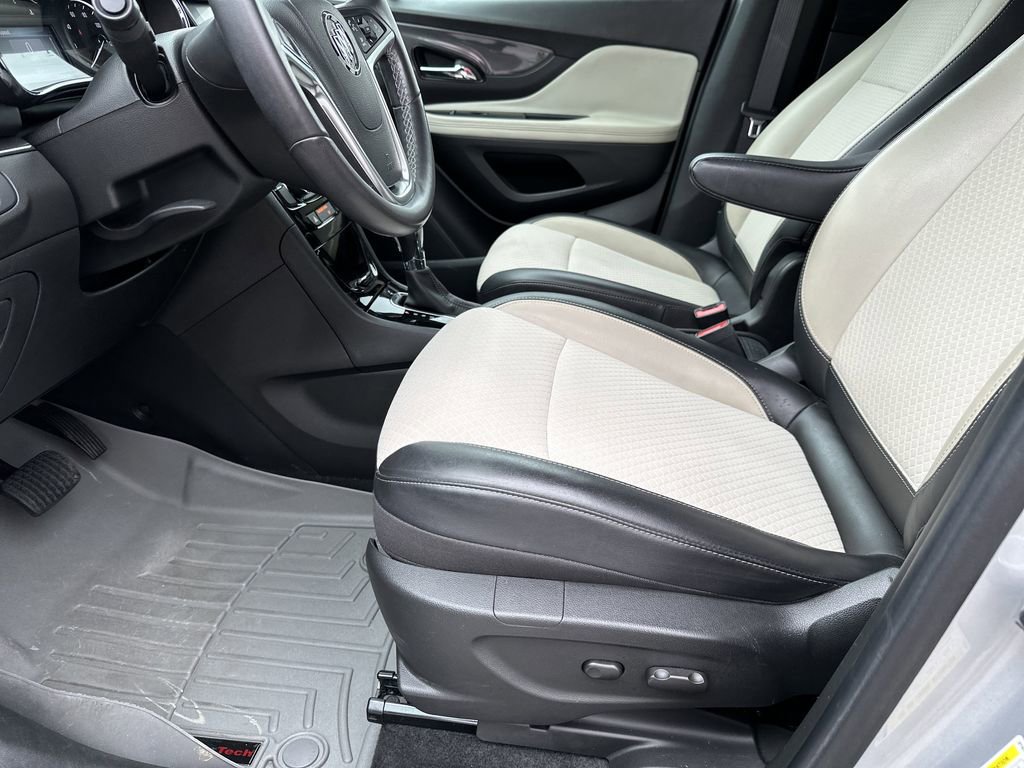 Used 2021 Buick Encore Preferred FWD image 13