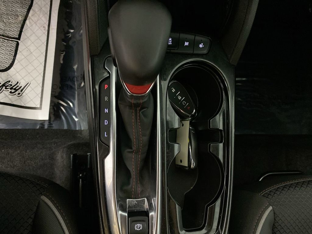 Used 2023 Chevrolet TrailBlazer RS w/ Convenience Package image 19