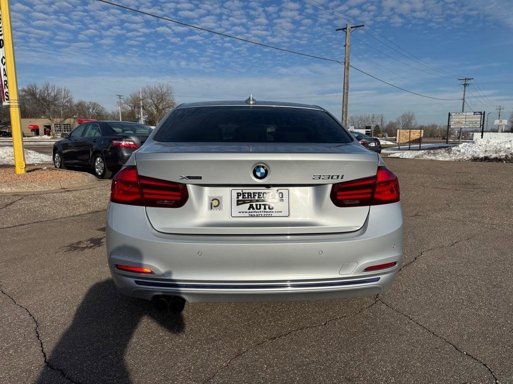 Used 2018 BMW 330i xDrive 330i xDrive Sedan w/ Convenience Package image 6