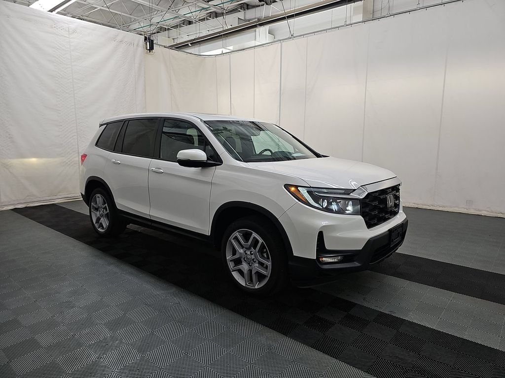 Used 2025 Honda Passport EX-L image 1