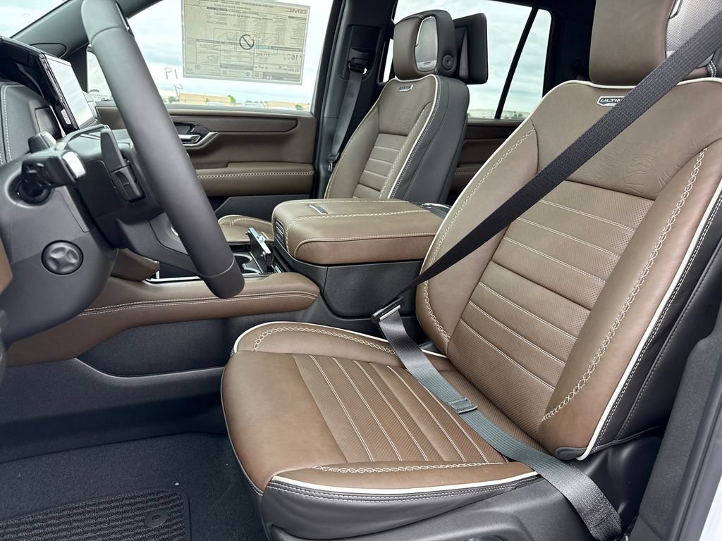 New 2026 GMC Yukon Denali Ultimate AWD/4WD image 16