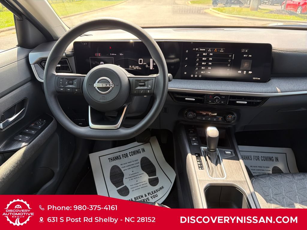 Certified 2026 Nissan Kicks SV w/ Charging Package FWD image 31