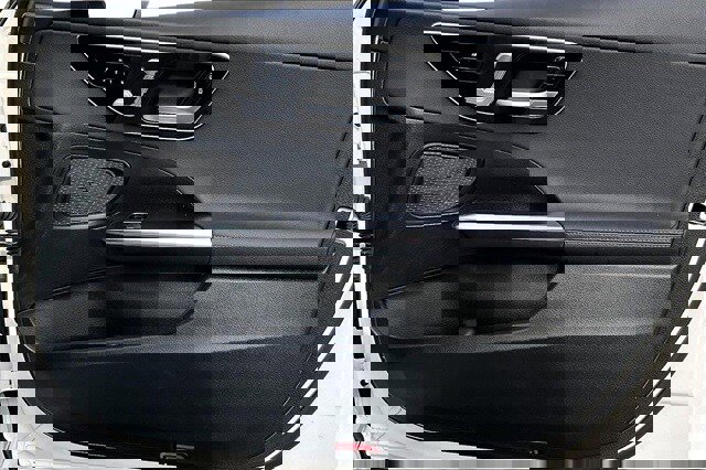 Certified 2023 Mercedes-Benz C 300 4MATIC Sedan image 31