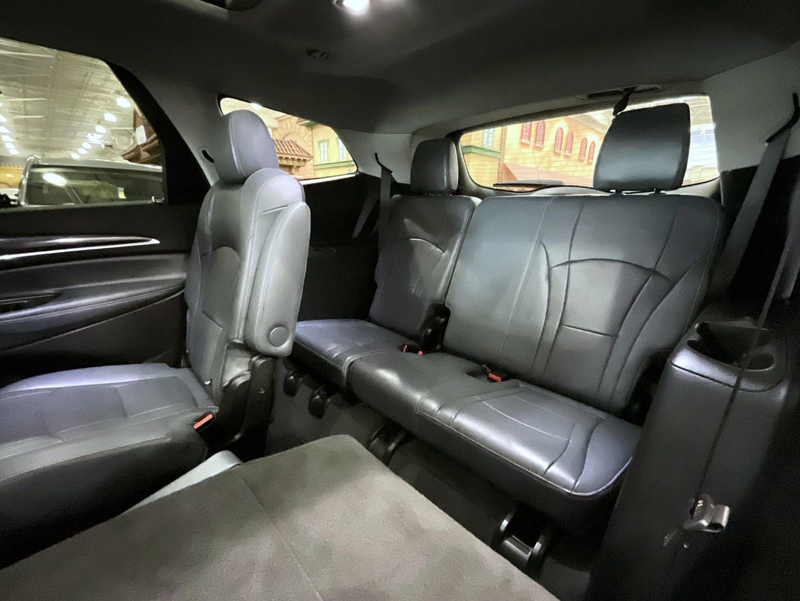 Used 2021 Buick Enclave Premium w/ Sun and Sites Package image 20