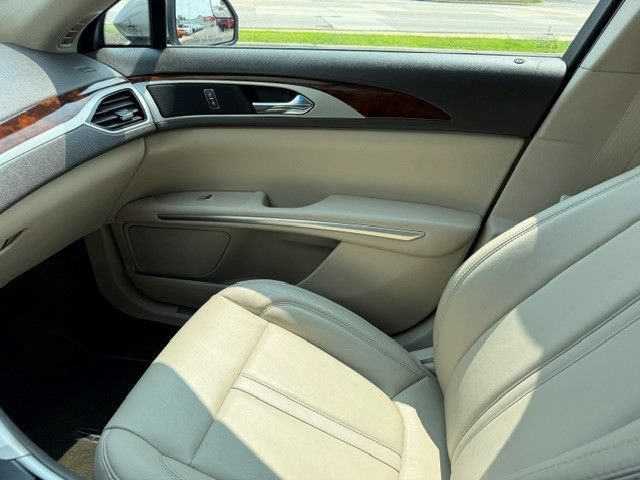 Used 2016 Lincoln MKZ w/ Equipment Group 200A Select FWD image 16