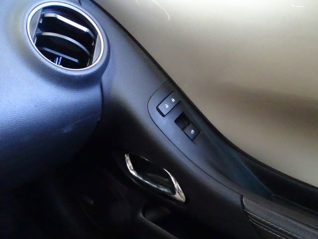 Used 2015 Chevrolet Camaro SS RWD image 10