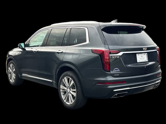 Used 2023 Cadillac XT6 Premium Luxury w/ Technology Package AWD/4WD image 6