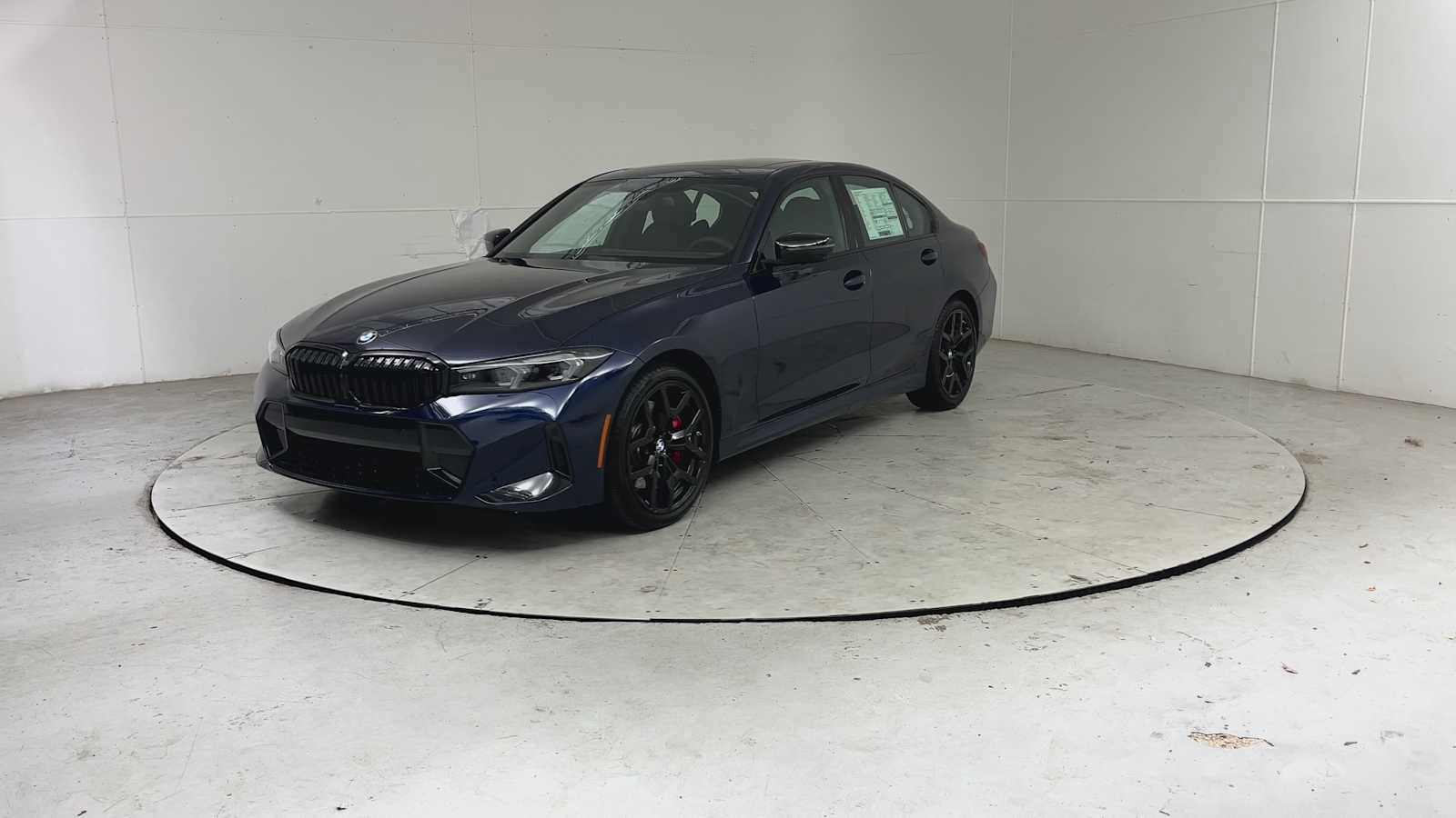 New 2026 BMW 330i xDrive Sedan w/ M Sport Package AWD/4WD image 6
