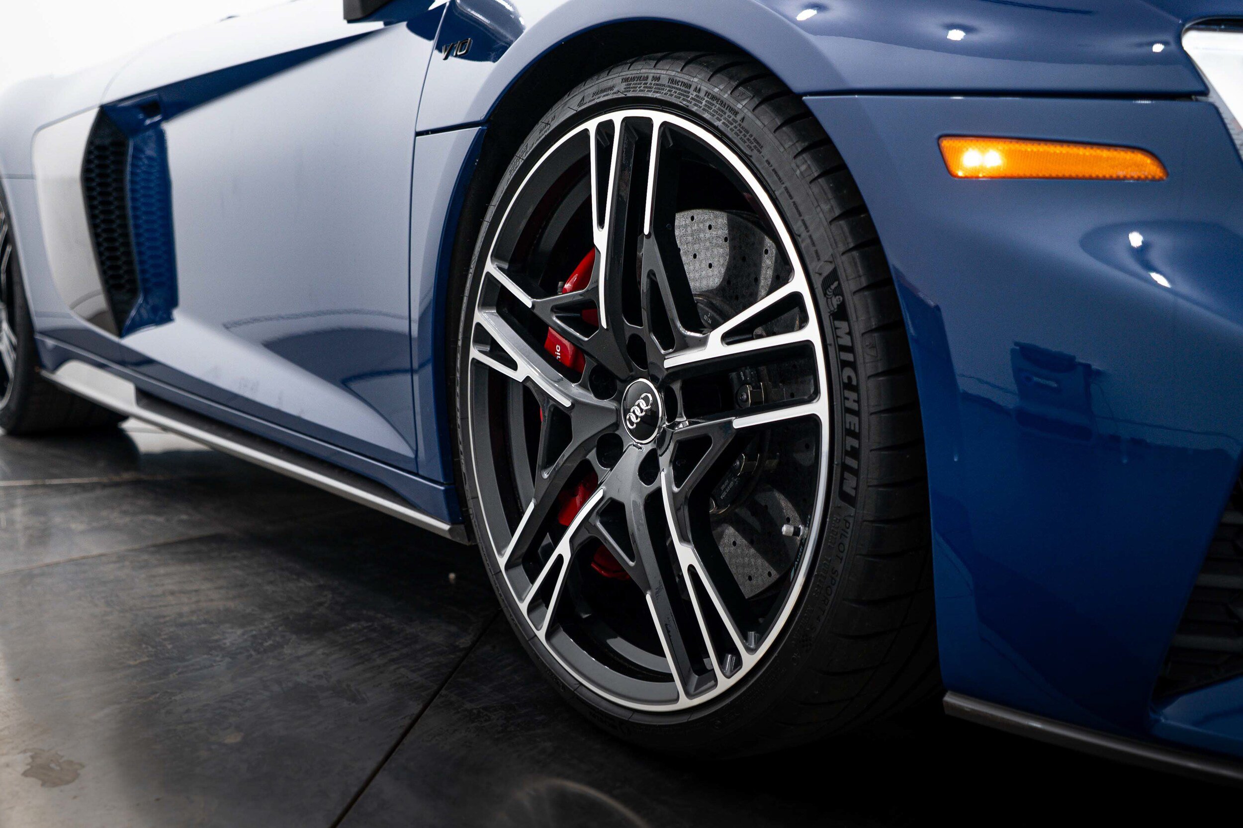 Used 2020 Audi R8 V10 performance AWD/4WD image 32