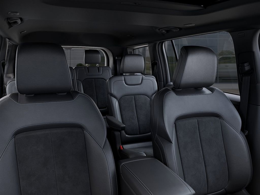 New 2025 Jeep Grand Cherokee L Altitude image 26