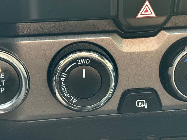 Used 2021 Toyota Tacoma TRD Off-Road w/ TRD Premium Off Road Package AWD/4WD image 20