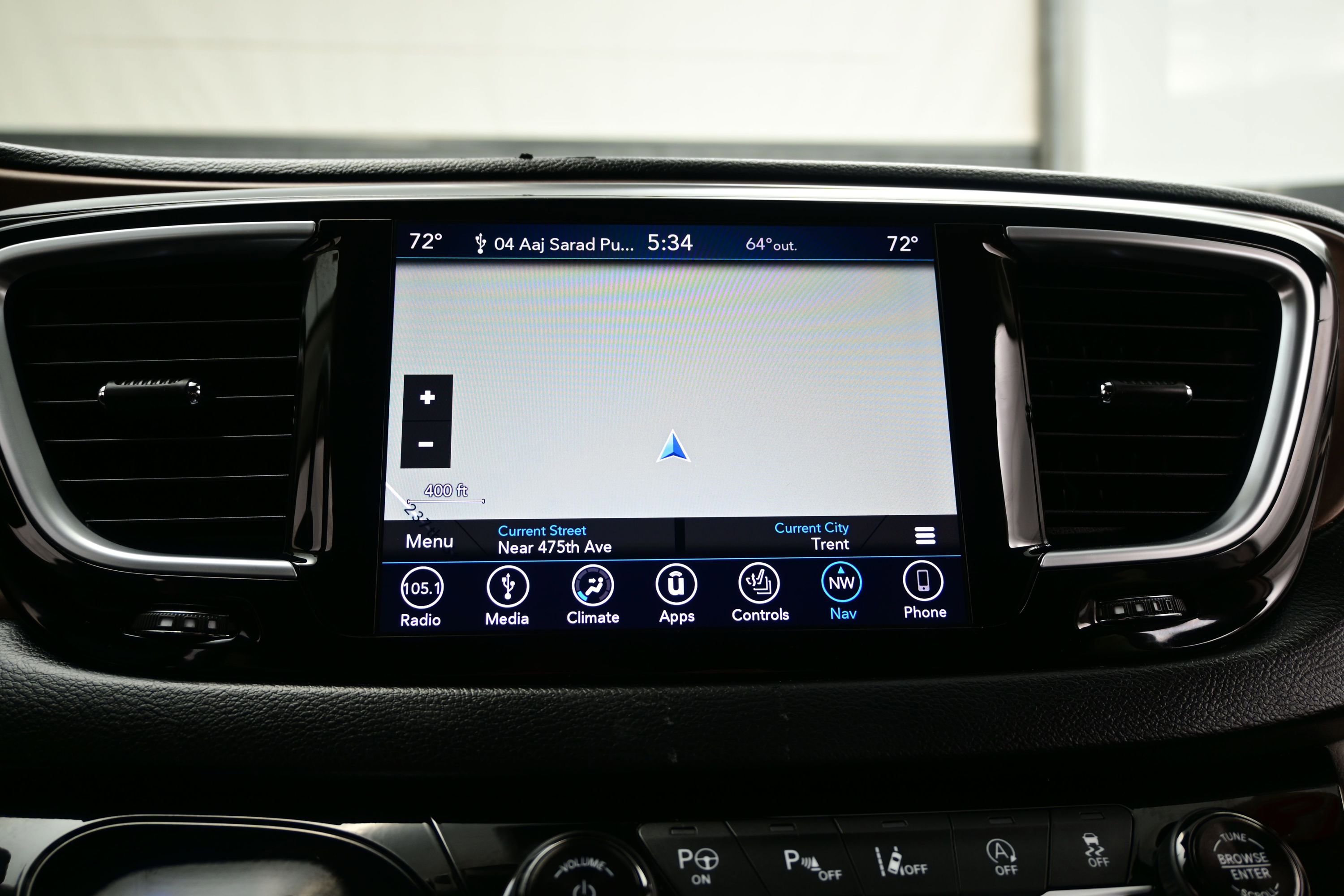 Used 2018 Chrysler Pacifica Touring-L Plus w/ Advanced Safetytec Group FWD image 20