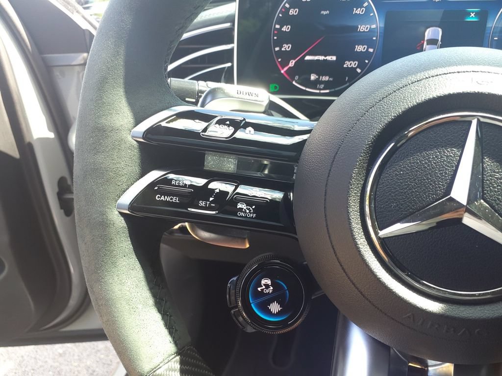 Used 2026 Mercedes-Benz E 53 AMG e 4MATIC Sedan image 28