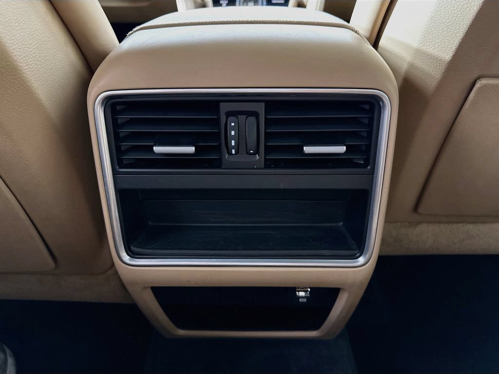 Used 2019 Porsche Cayenne AWD/4WD image 32