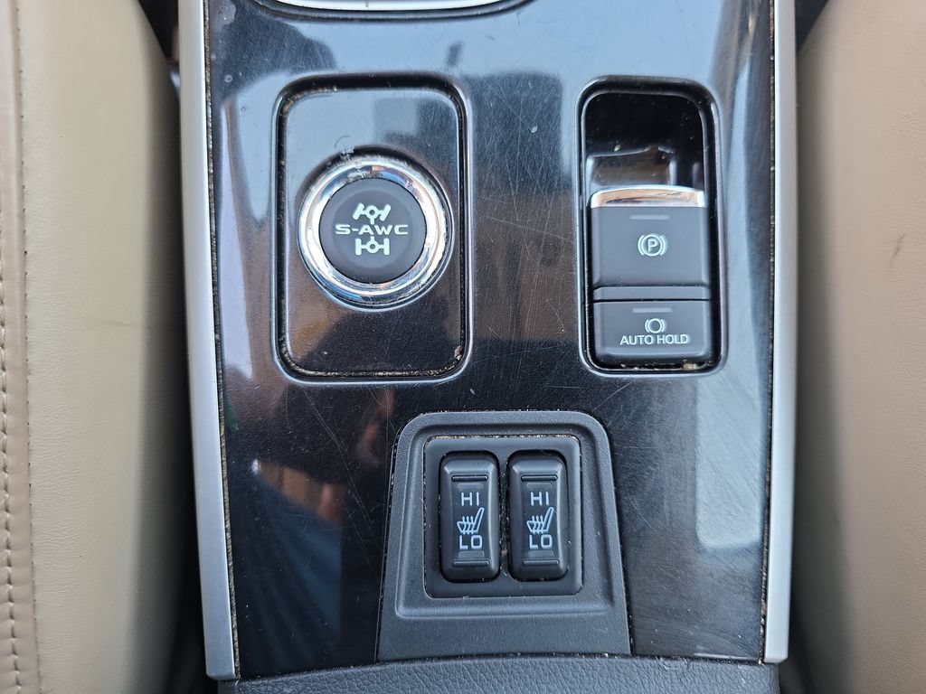 Used 2020 Mitsubishi Outlander GT AWD/4WD image 28
