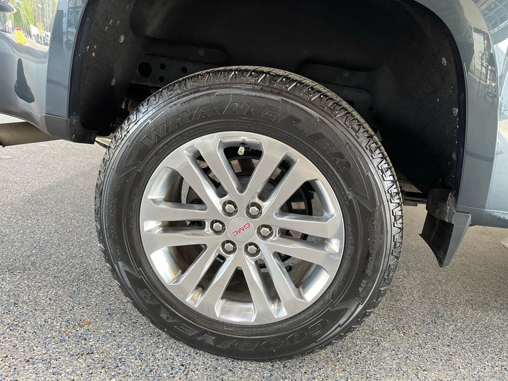 Used 2020 GMC Canyon SLT w/ Driver Alert Package image 33