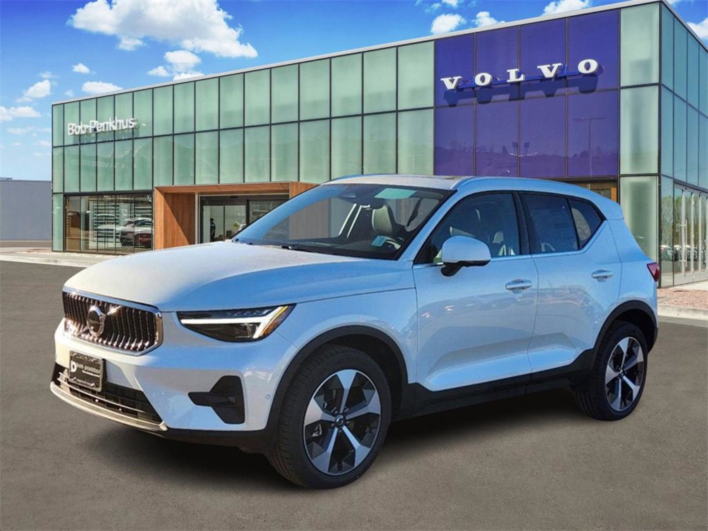 New 2025 Volvo XC40 B5 Plus w/ Protection Package Premier image 21