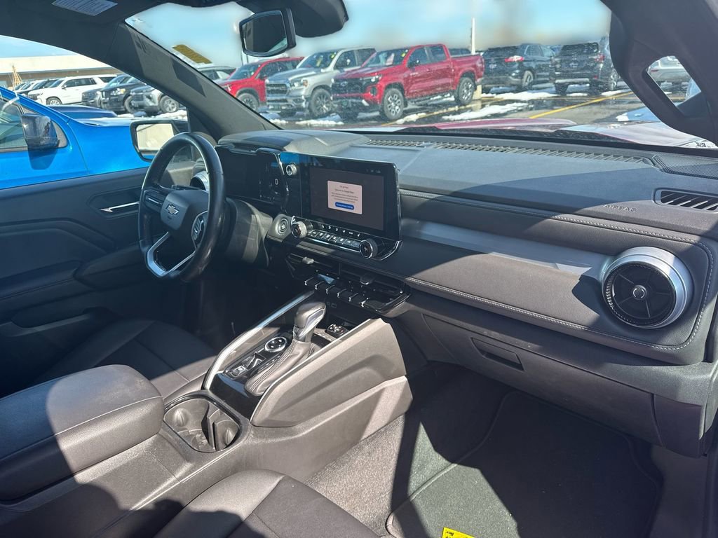 Used 2023 Chevrolet Colorado LT w/ LT Convenience Package III image 20