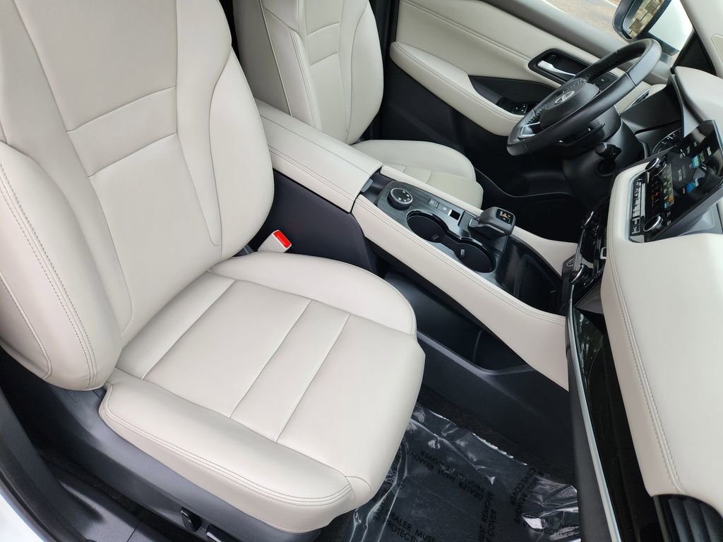 Used 2023 Nissan Rogue SL w/ SL Premium Package AWD/4WD image 11