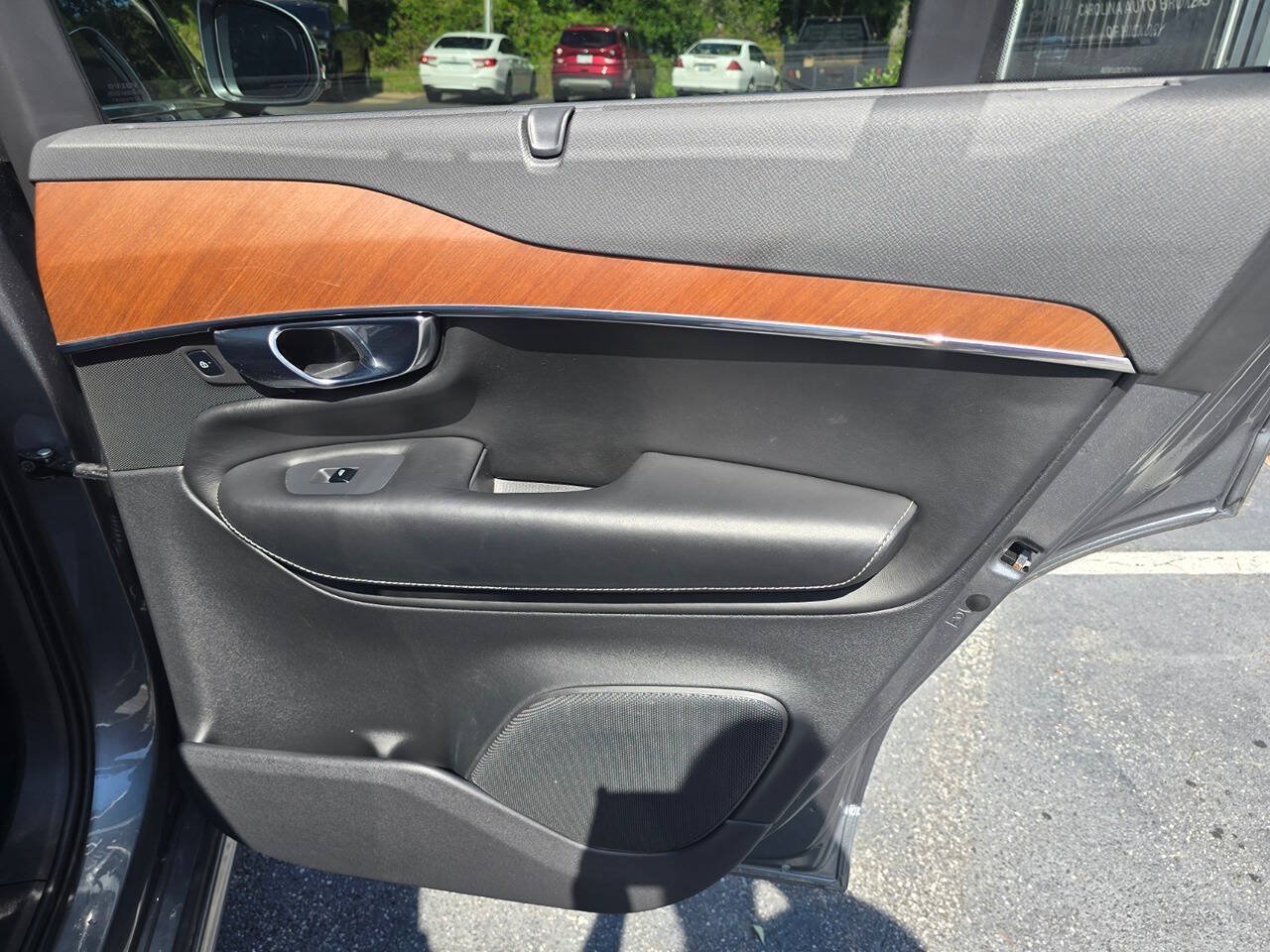 Used 2018 Volvo XC90 T6 Inscription w/ Convenience Package AWD/4WD image 16
