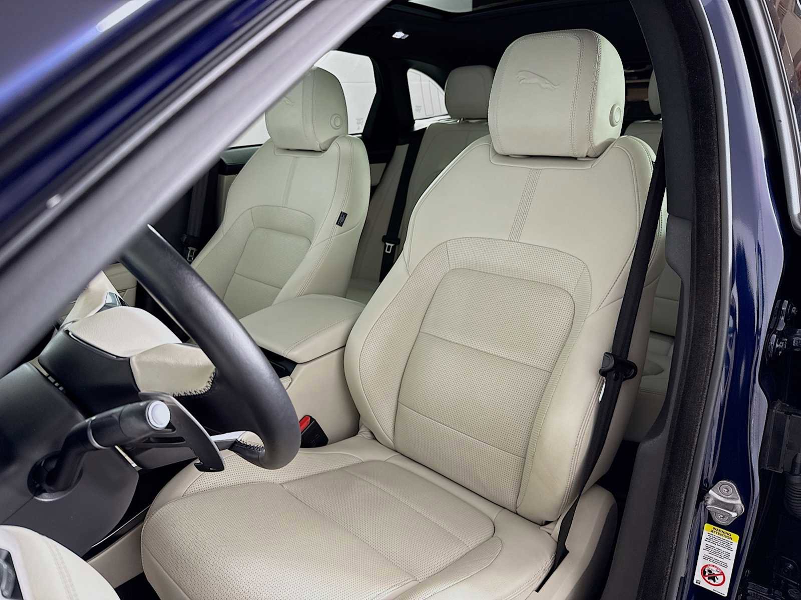 Used 2024 Jaguar F-PACE R-Dynamic S image 10