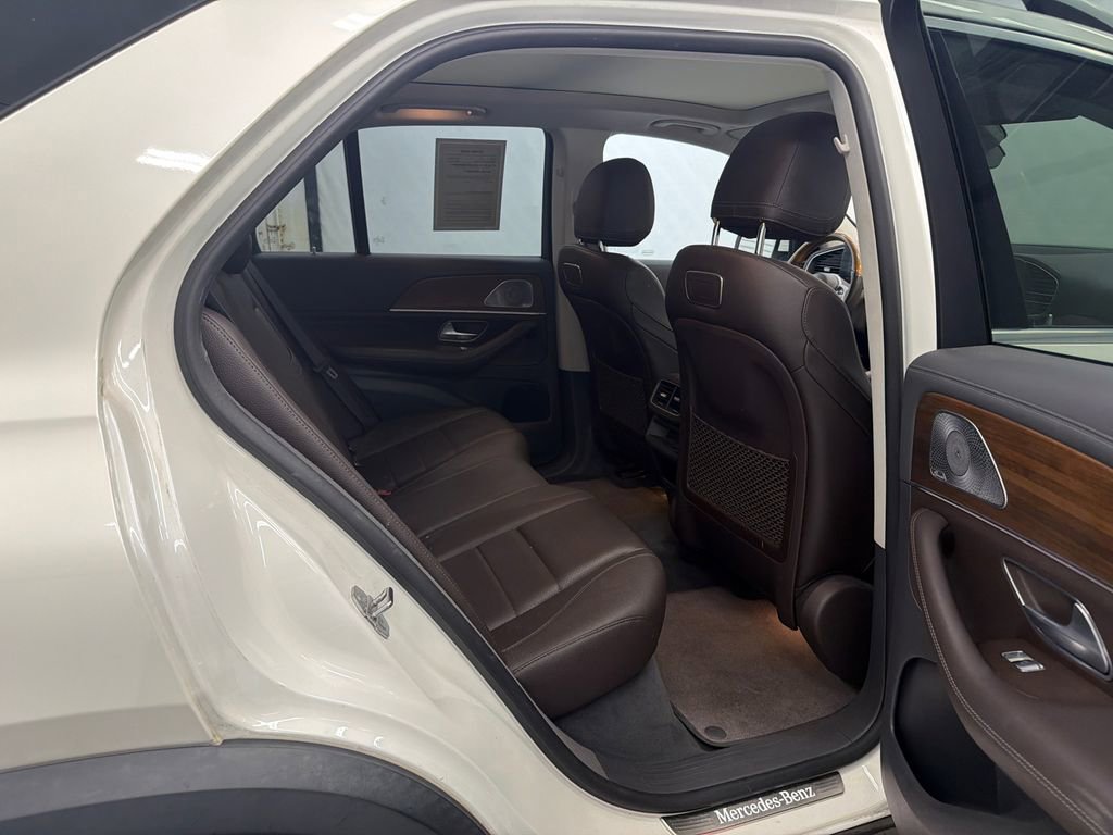 Used 2020 Mercedes-Benz GLE 350 4MATIC w/ Airmatic Package image 17