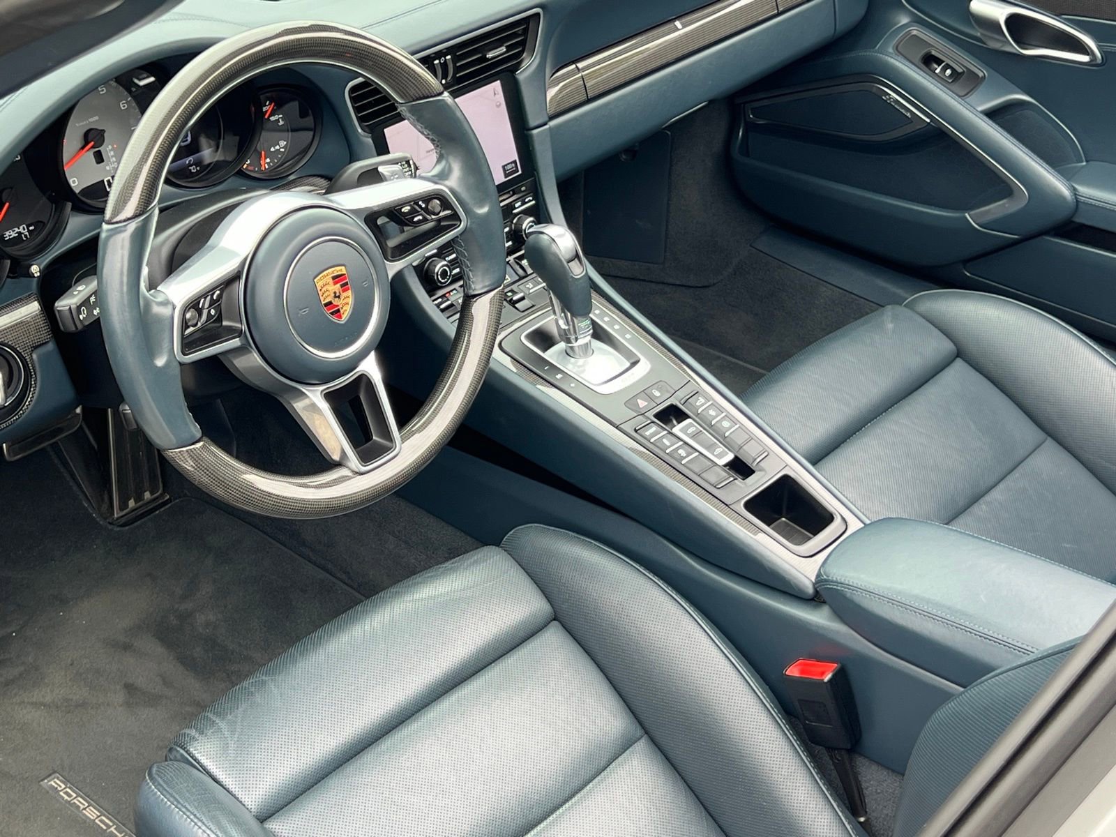 Certified 2017 Porsche 911 Targa 4S AWD/4WD image 36