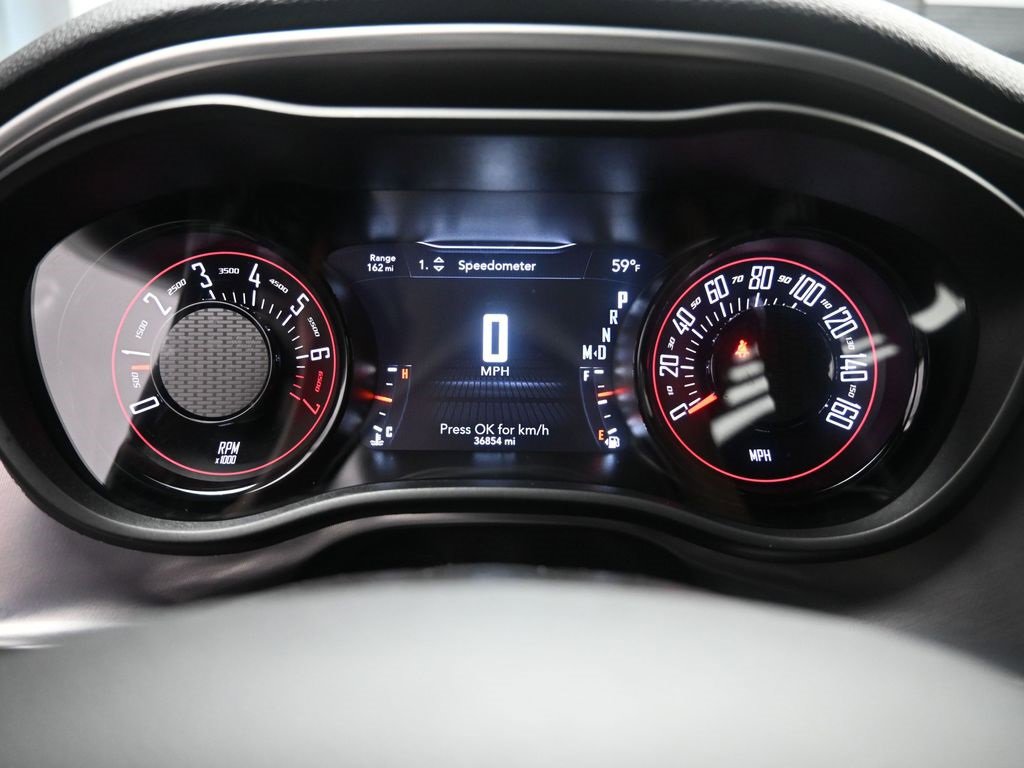 Used 2021 Dodge Challenger SXT w/ Blacktop Package image 10