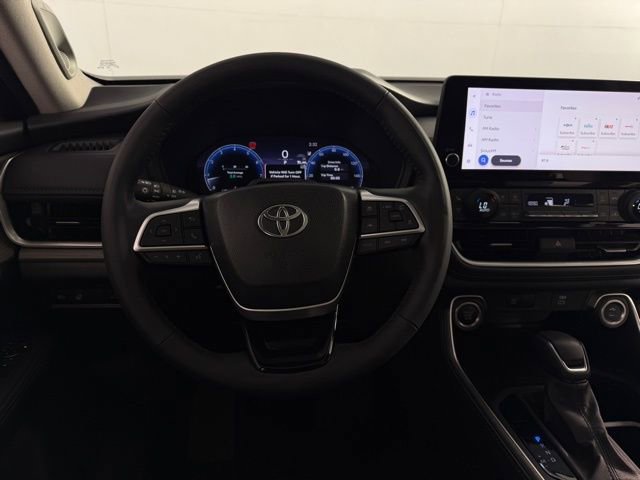 Used 2024 Toyota Grand Highlander Platinum image 21