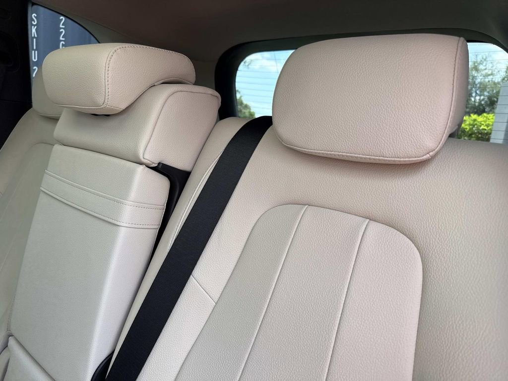 Used 2022 Mercedes-Benz GLB 250 image 15